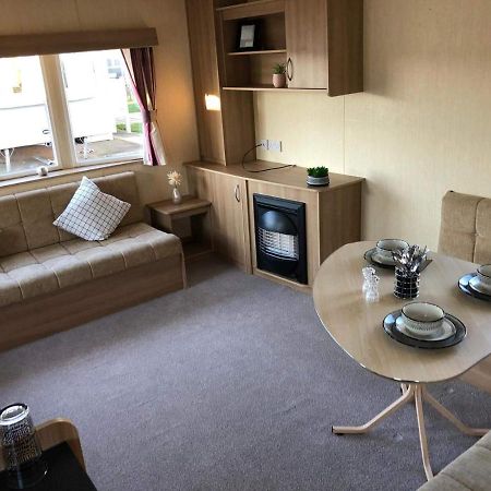 Hotel Evans Whitehouse Caravan Towyn Abergele Exterior foto