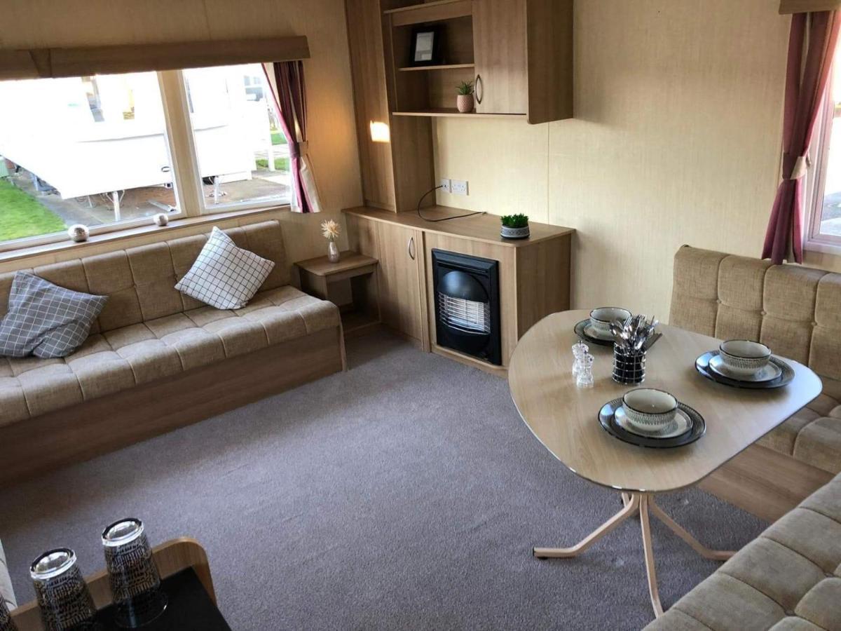 Hotel Evans Whitehouse Caravan Towyn Abergele Exterior foto